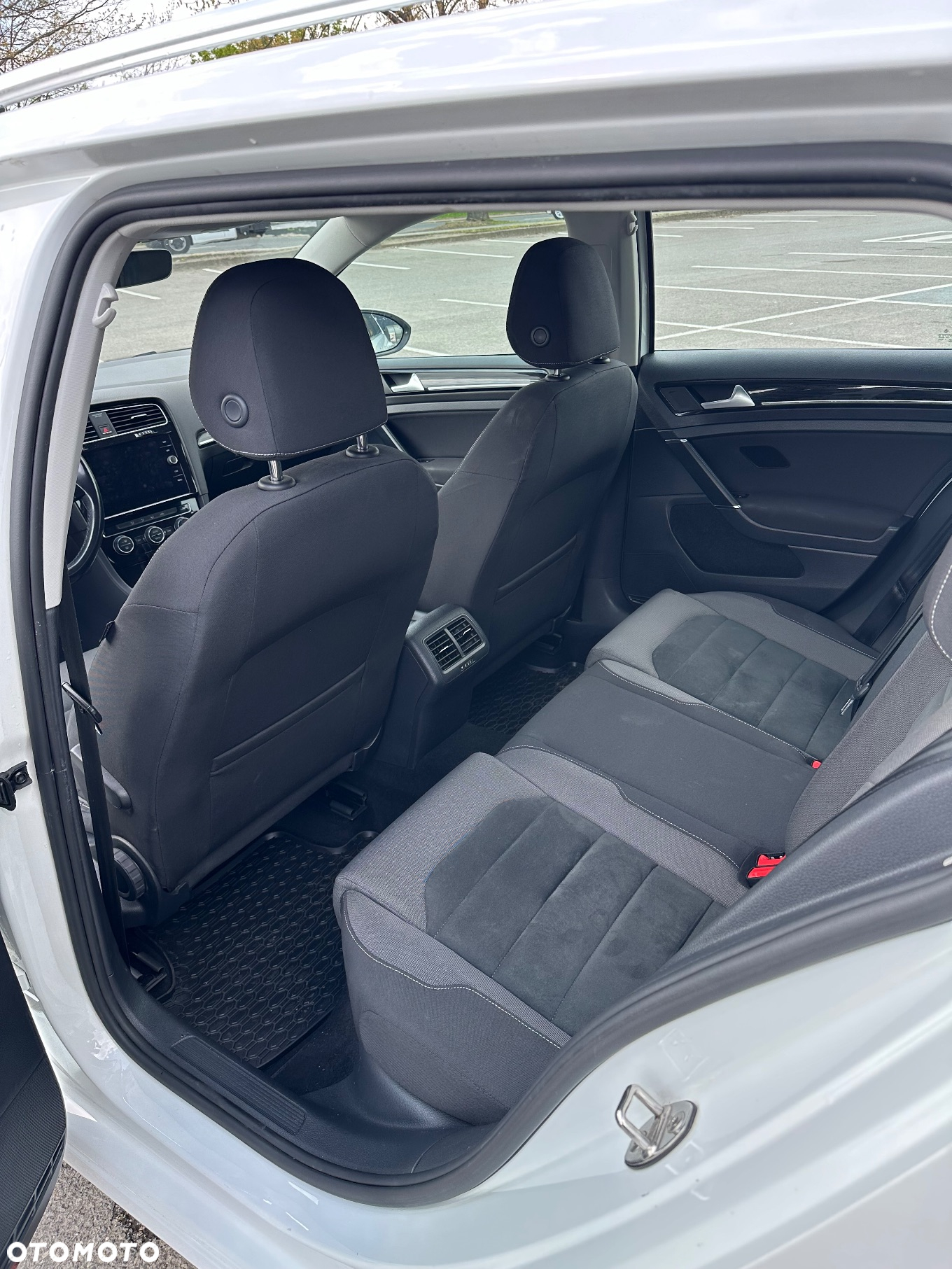 Volkswagen Golf 1.4 TSI BlueMotion Technology DSG Comfortline - 7