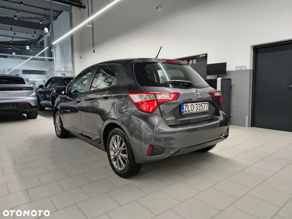 Toyota Yaris - 6