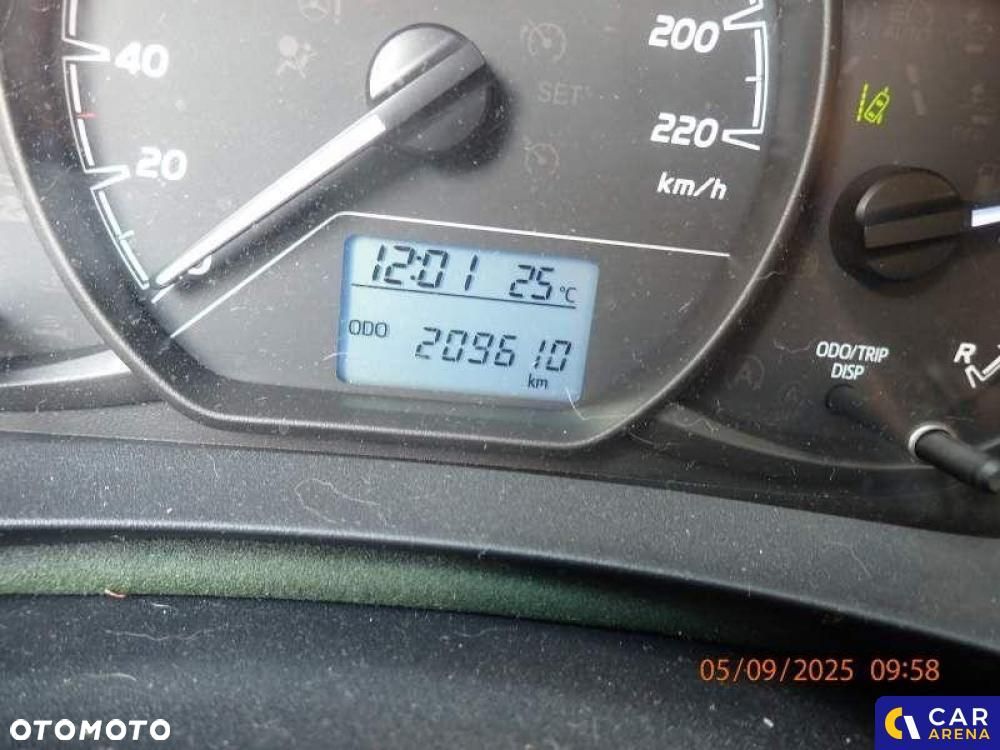 Toyota Yaris 1.5 Active - 10