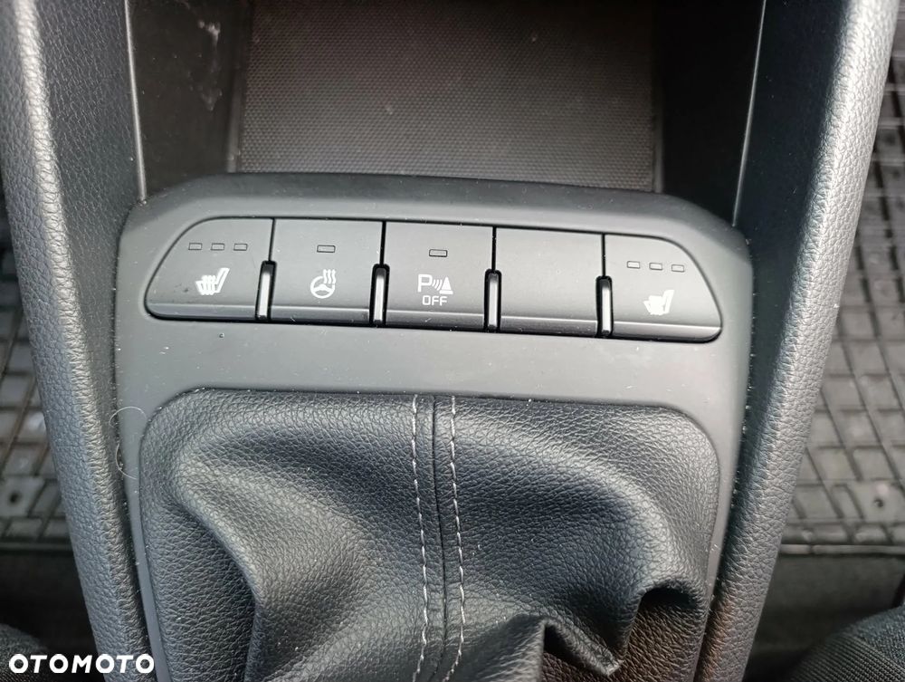 Kia Stonic 1.2 M - 15