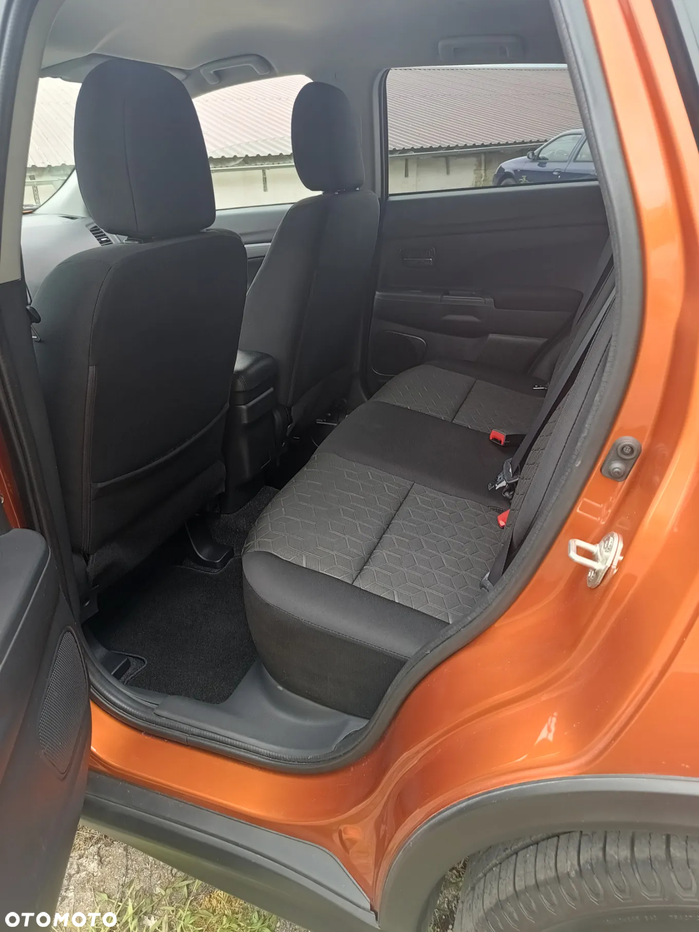 Mitsubishi ASX 2.0 4WD CVT Plus - 15