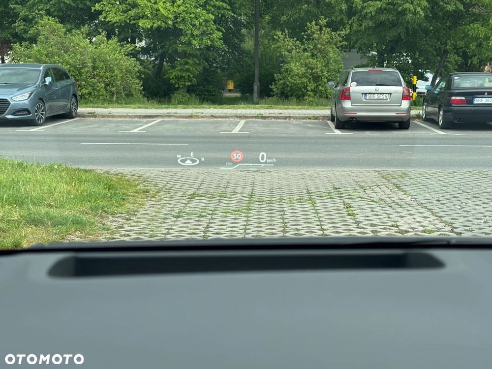 Toyota Corolla 1.8 Hybrid Executive - 12