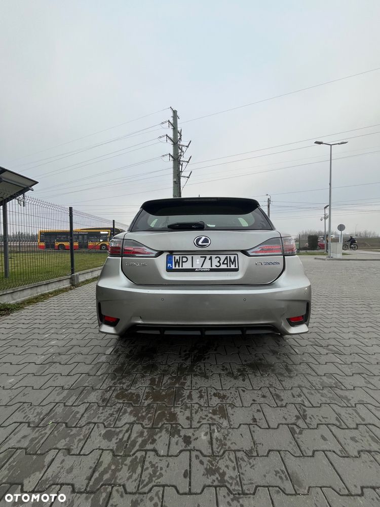 Lexus CT 200h Business Edition - 6