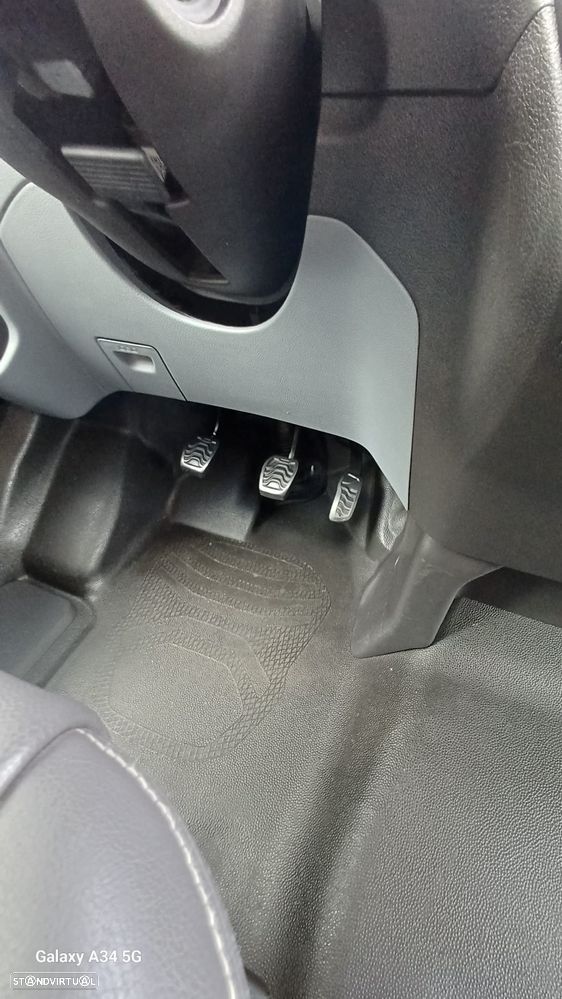 Ford Transit Challenger - 9