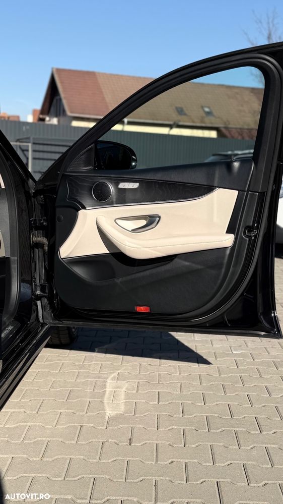 Mercedes-Benz E - 21