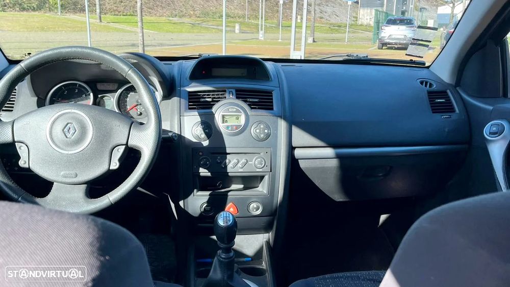 Renault Mégane Break 1.5 dCi Dynamique - 6