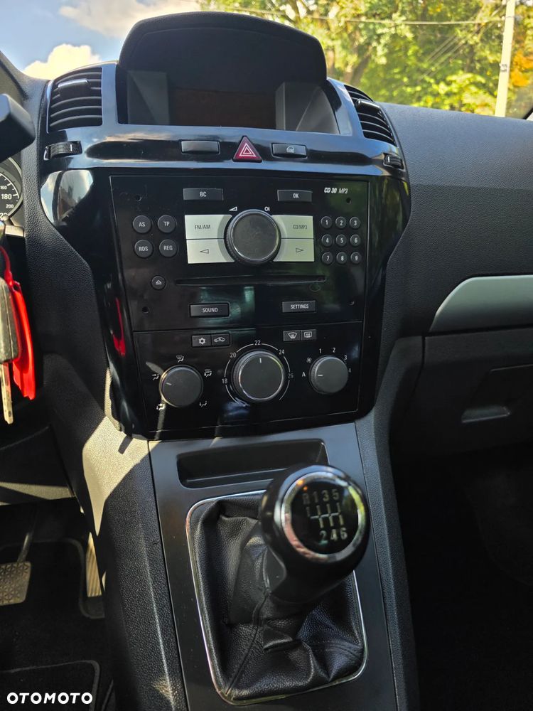 Opel Zafira 1.7 CDTI Essentia - 12