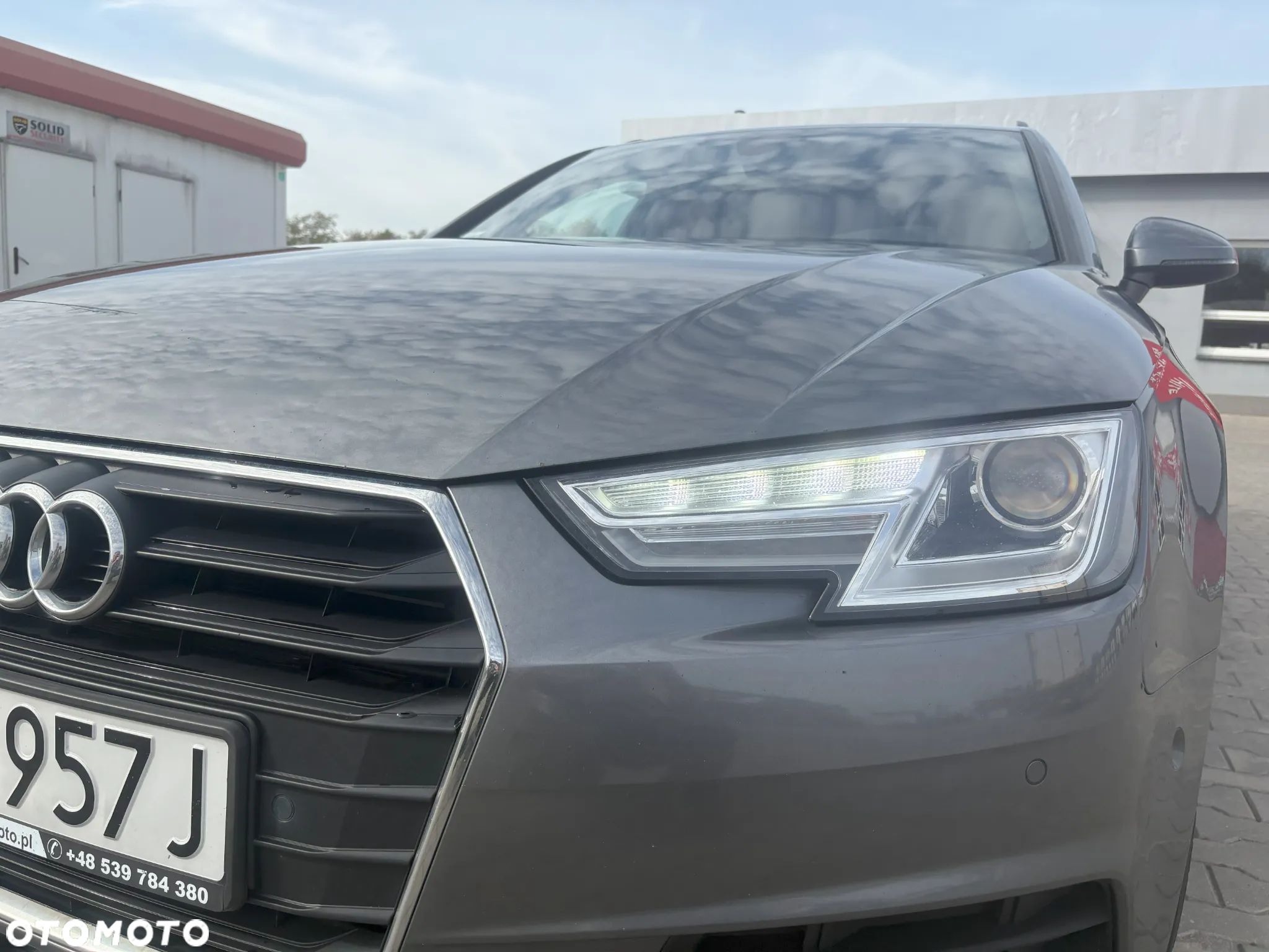 Audi A4 2.0 TDI clean diesel - 1