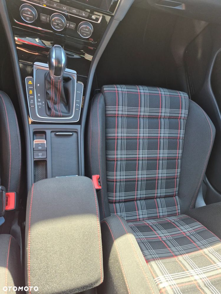 Volkswagen Golf VII 2.0 TSI BMT GTI Performance DSG - 35