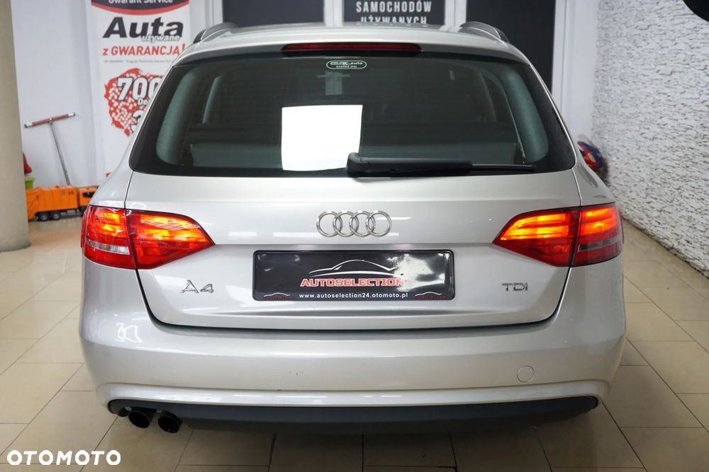 Audi A4 Avant 2.0 TDI DPF Ambiente - 11