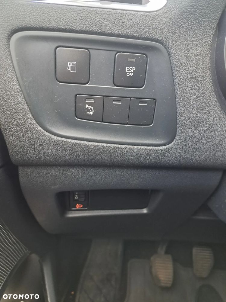 Citroën C4 1.6 HDi Seduction - 8