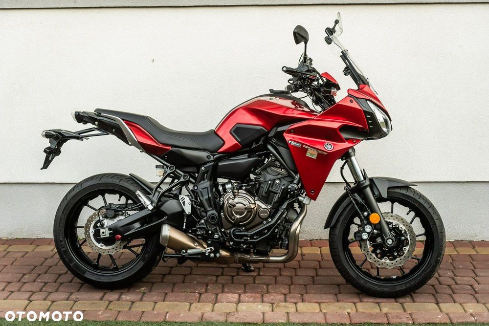 Yamaha MT - 2