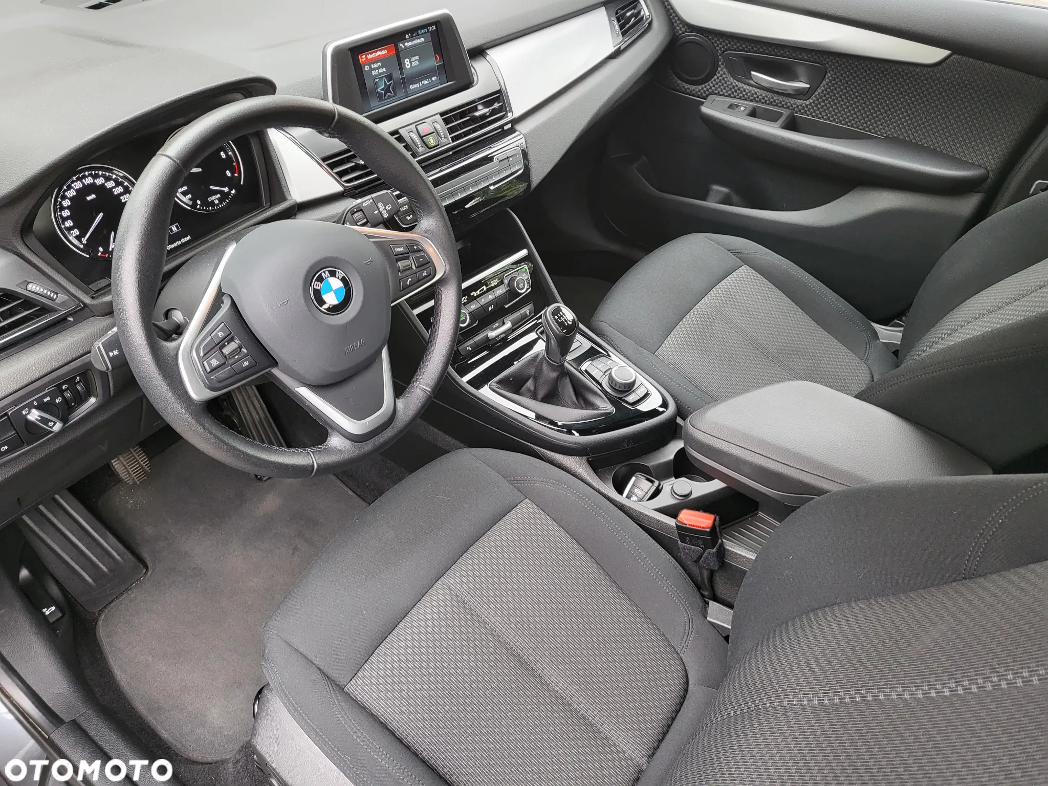 BMW Seria 2 218d Business Edition - 32