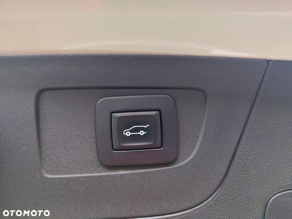 Opel Insignia 2.0 Automatik Business Innovation - 16