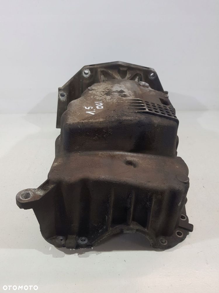 miska oleju olejowa 8200318813 renault nissan 1.5 dci - 5