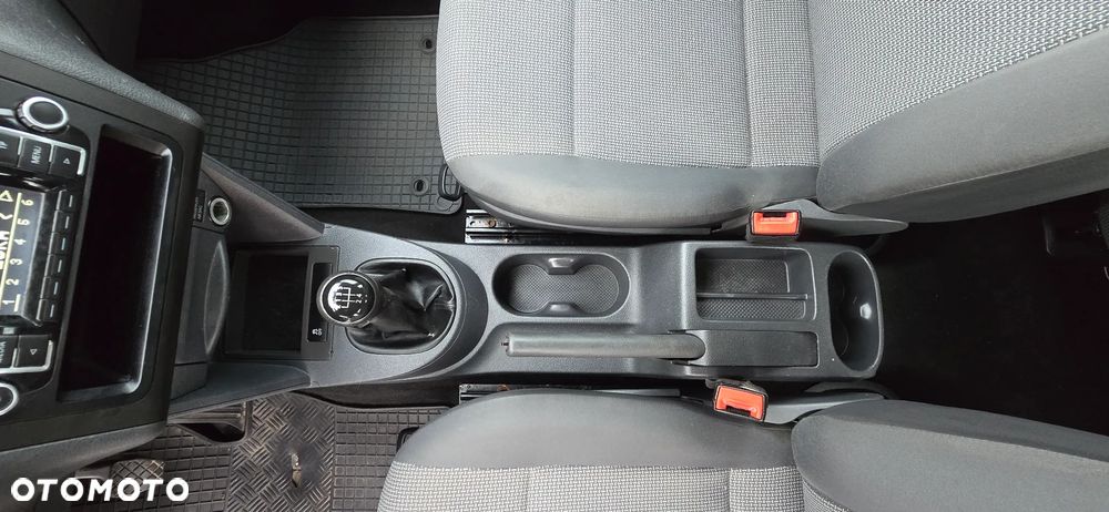 Volkswagen Caddy - 23