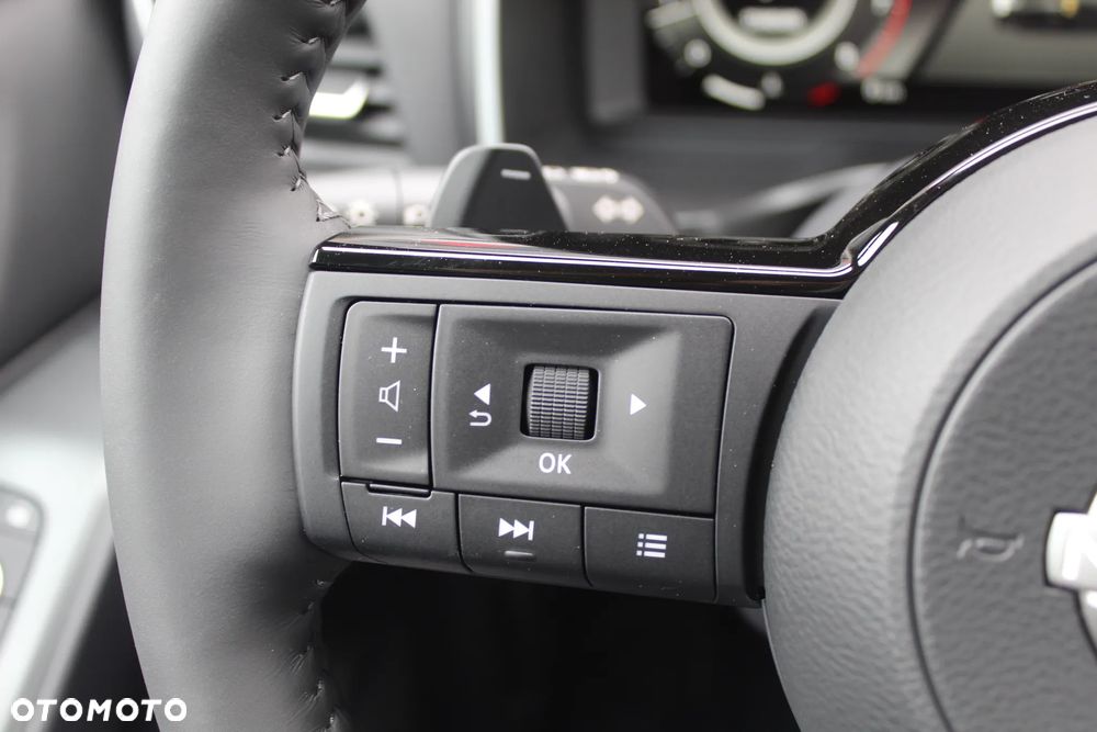 Nissan Qashqai 1.3 DIG-T MHEV N-Connecta Xtronic - 16