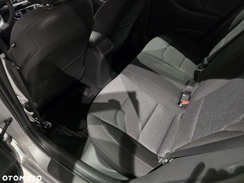 Hyundai i30 1.5 T-GDI 48V Smart - 11