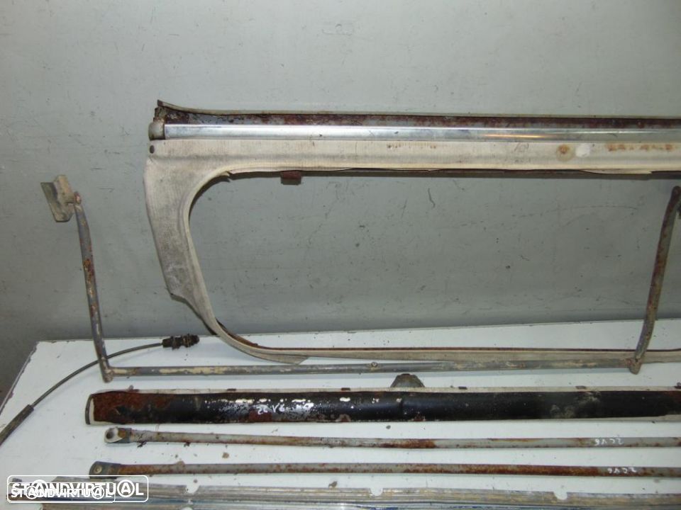 Citroen 2CV6 2 cavalos estrutura da capota - 5