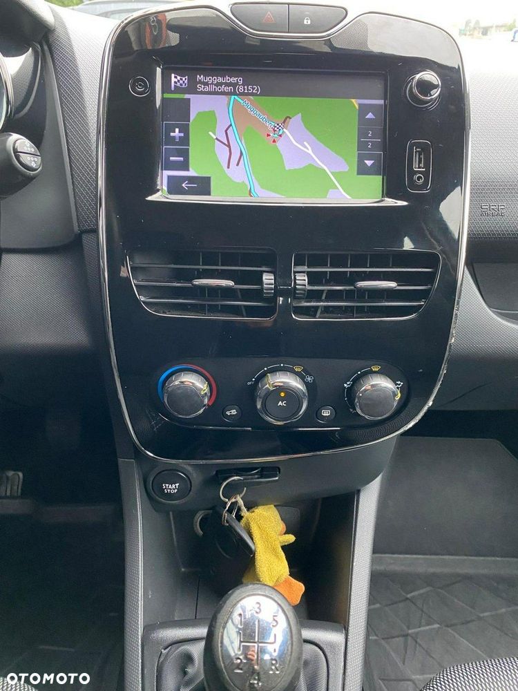 Renault Clio - 13