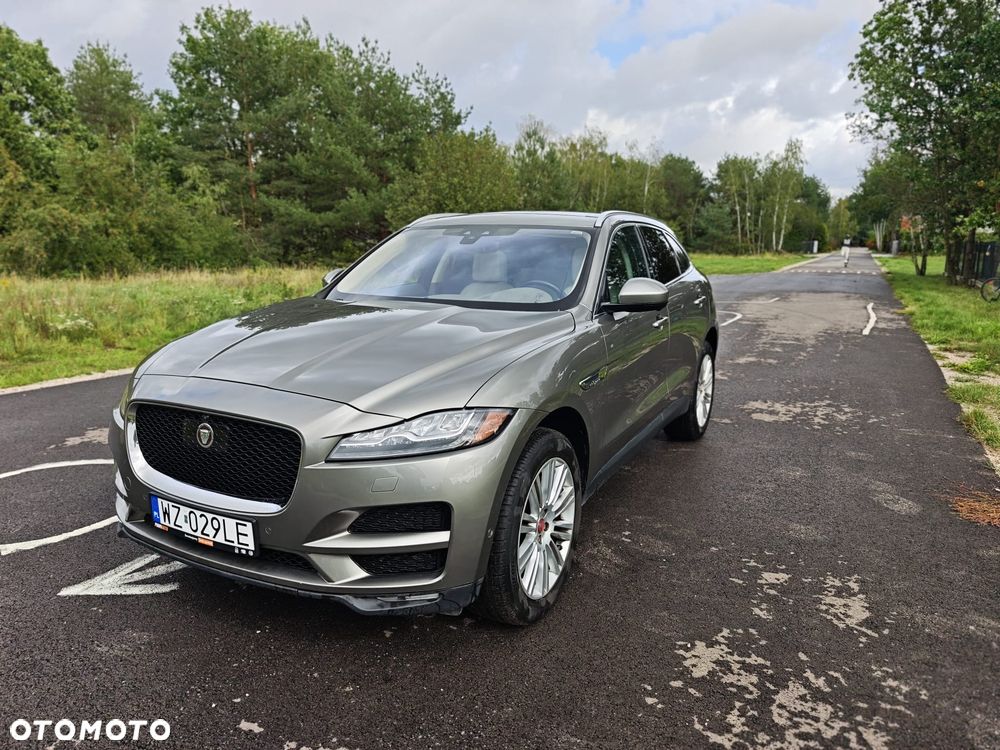 Jaguar F-Pace