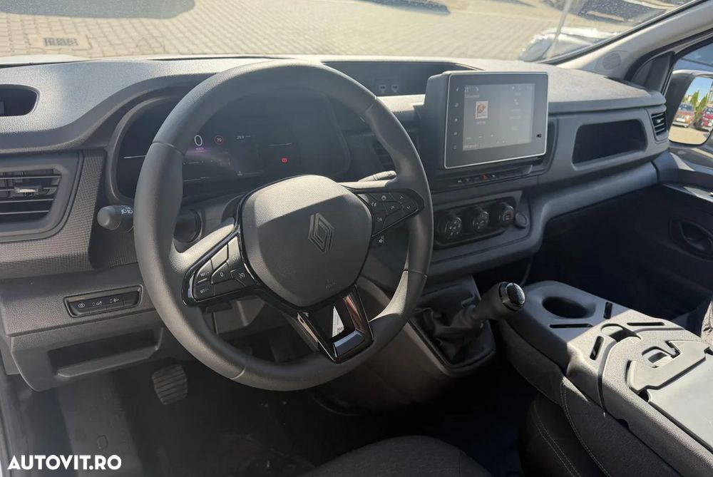 Renault RENAULT TRAFIC 2026 L2H1 dCi - DETARAT LA 2.49 T - 17