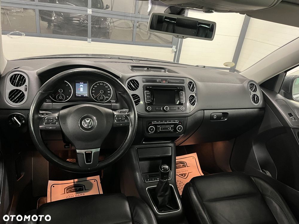 Volkswagen Tiguan 2.0 TDI SCR BlueMotion Technology Exclusive - 16