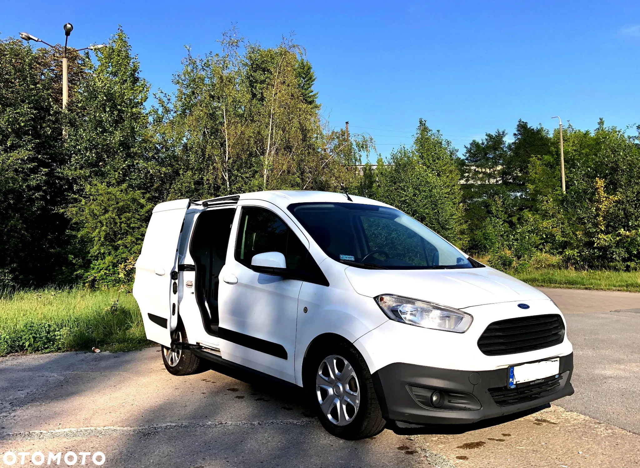 Ford COURIER - 5