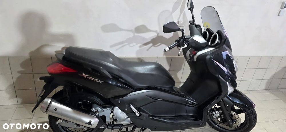 Yamaha X-max - 8