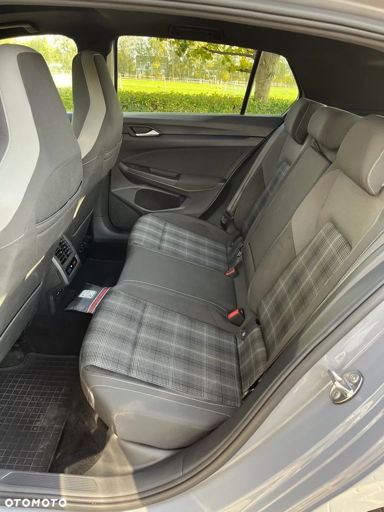 Volkswagen Golf 2.0 TDI GTD DSG - 32