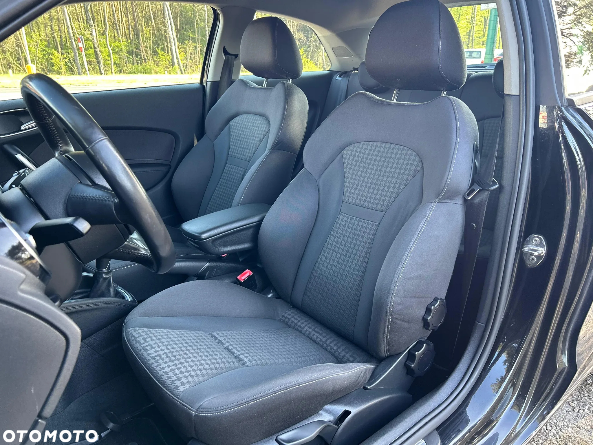 Audi A1 1.6 TDI Ambition - 16