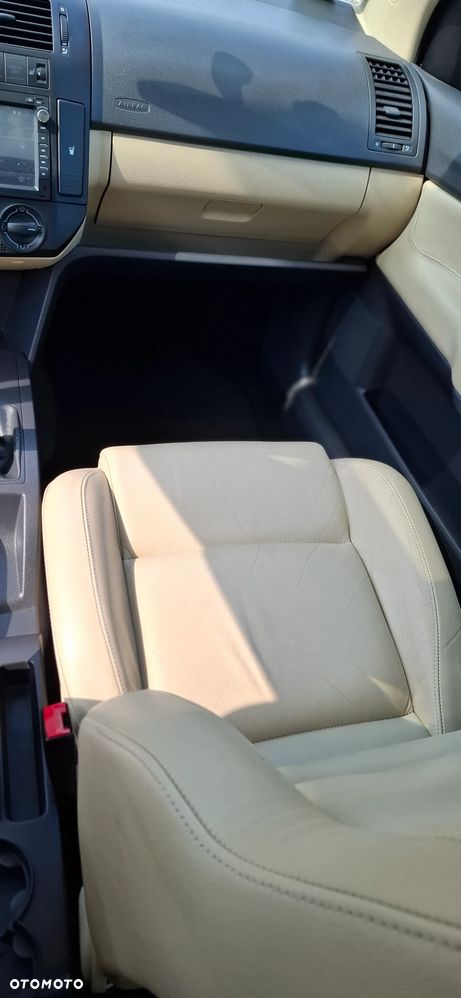 Volkswagen Polo 1.6 Sportline - 23