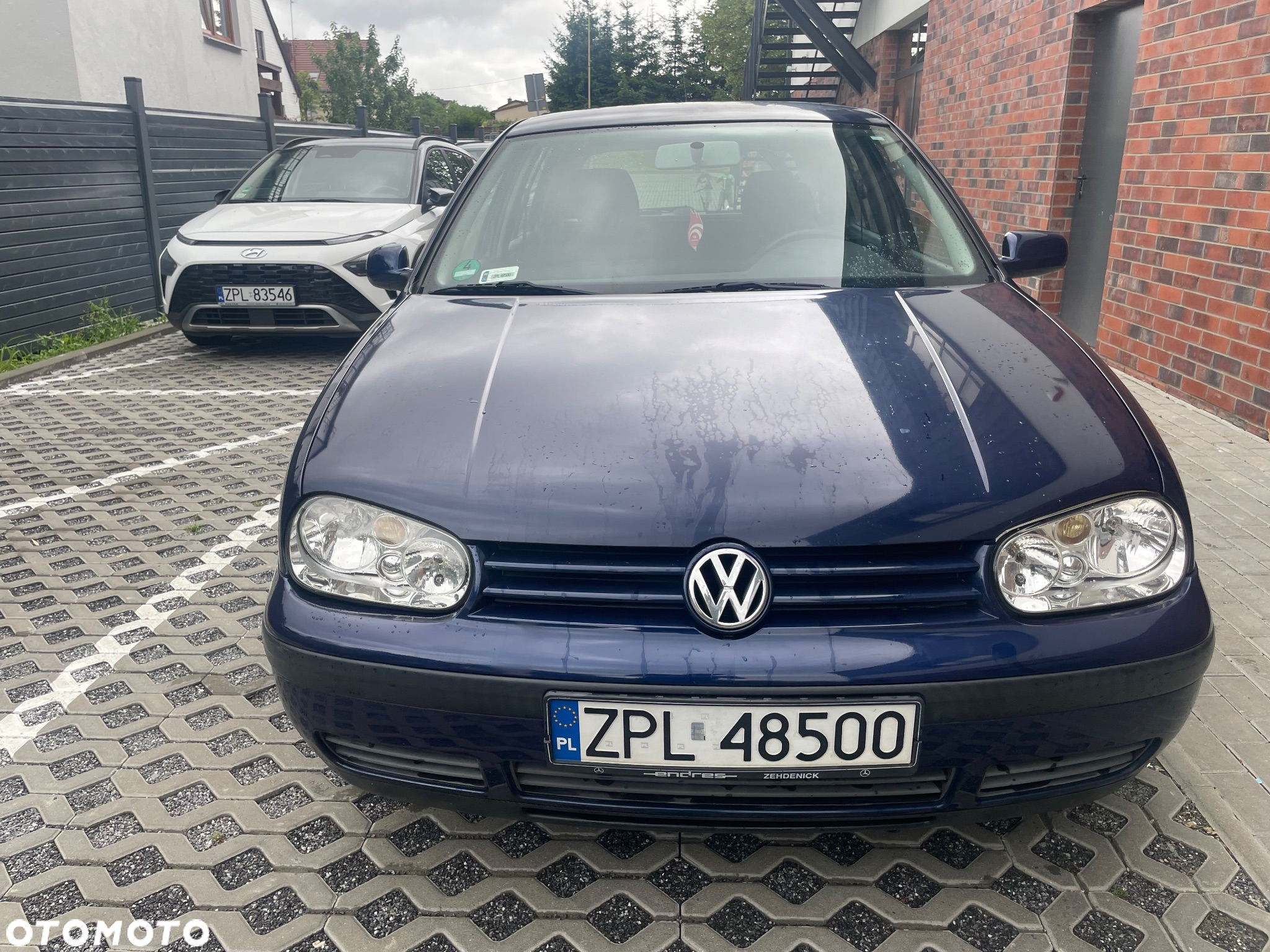 Volkswagen Golf - 2