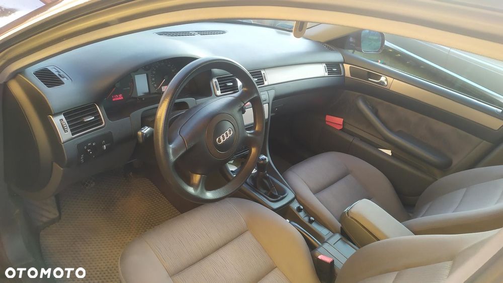 Audi A6 Limousine 2.5 TDI Quattro - 3