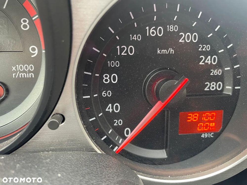 Nissan 370 Z 3.7 V6 Platinum EU6 - 6