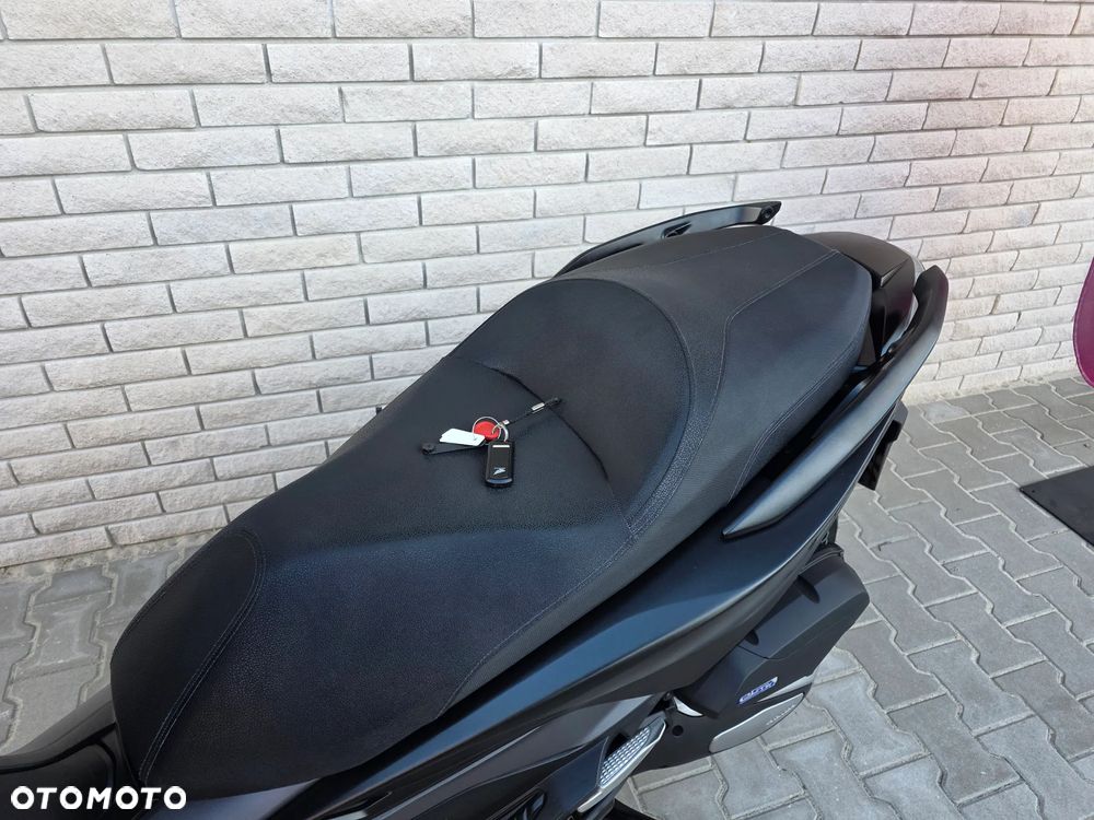 Honda NSS - 6