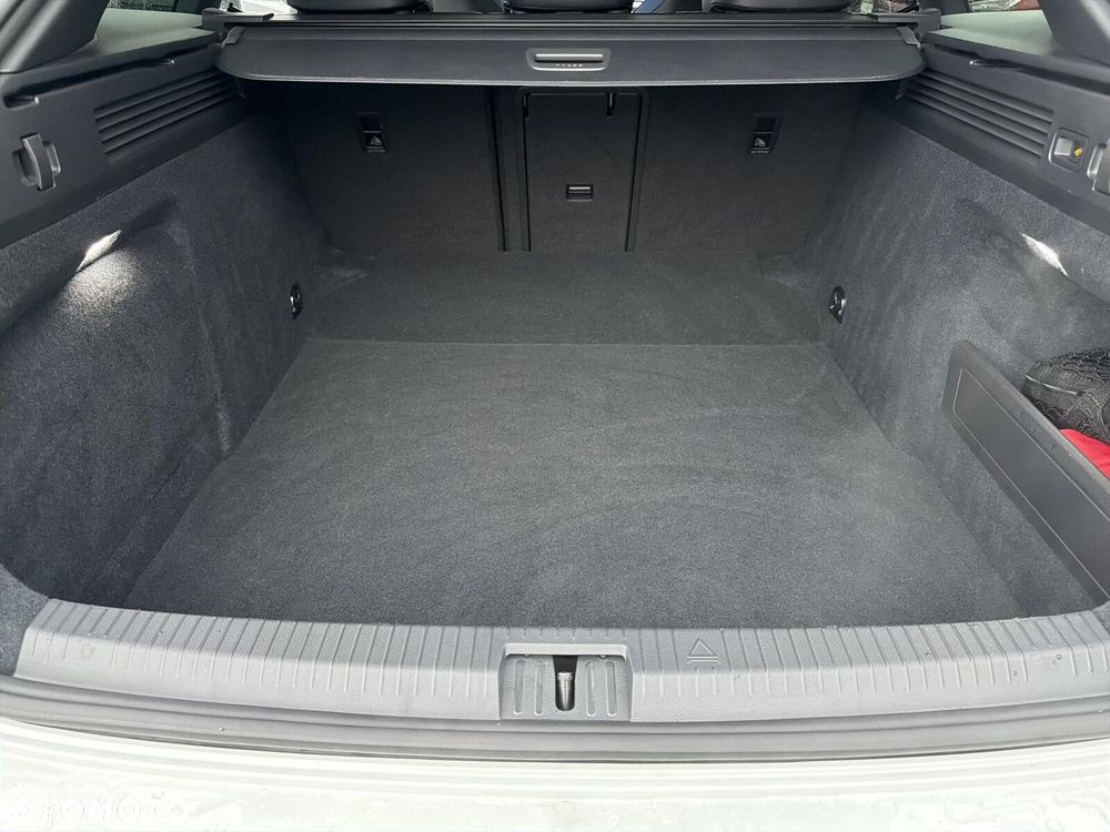 Volkswagen Arteon 2.0 TSI 4Motion R DSG - 38