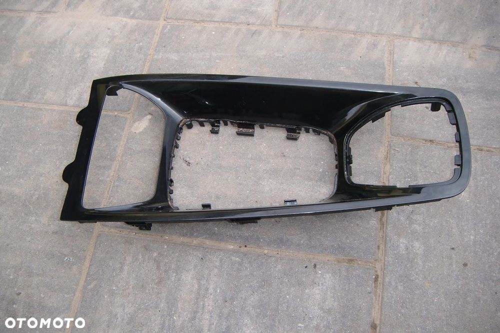 citroen c5 III 10r ramka- dekor tunelu 9682457777 - 1
