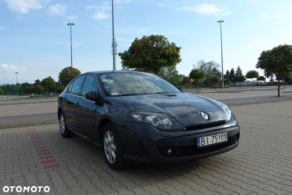 Renault Laguna 2.0 DCi FAP Expression - 4