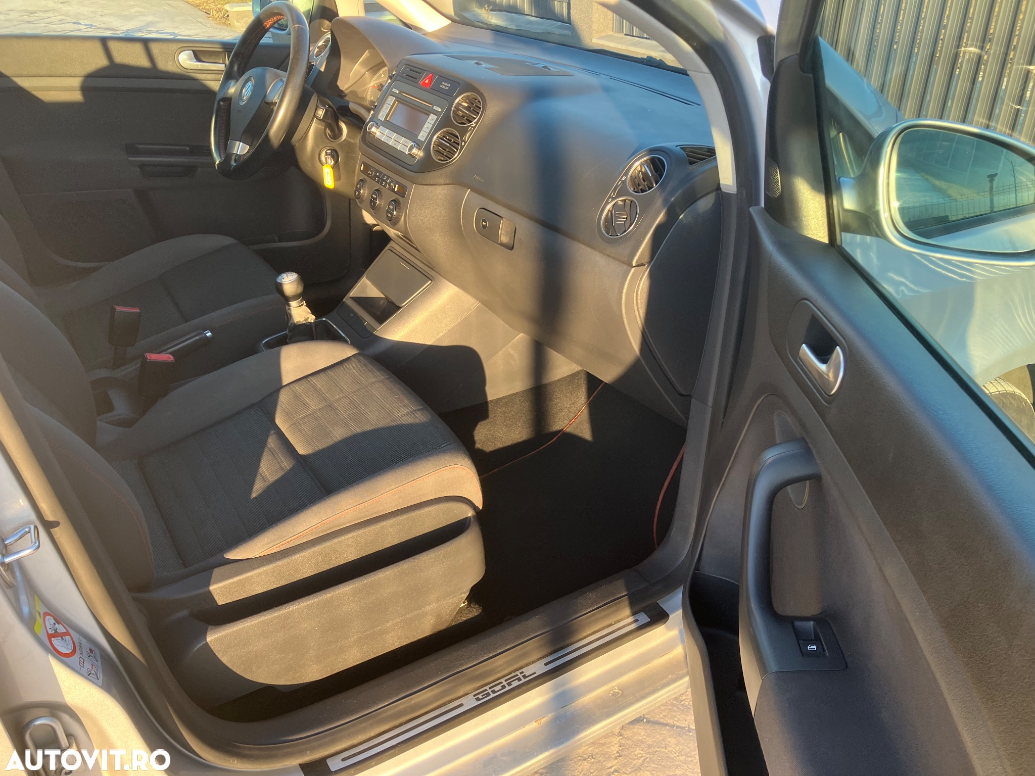 Volkswagen Golf Plus 1.9 TDI Goal - 16