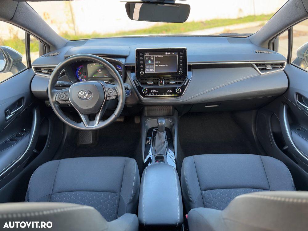 Toyota Corolla 1.8 HSD Exclusive interior Gri - 12