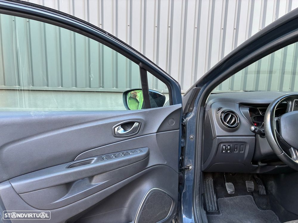 Renault Captur 0.9 TCE Exclusive - 9
