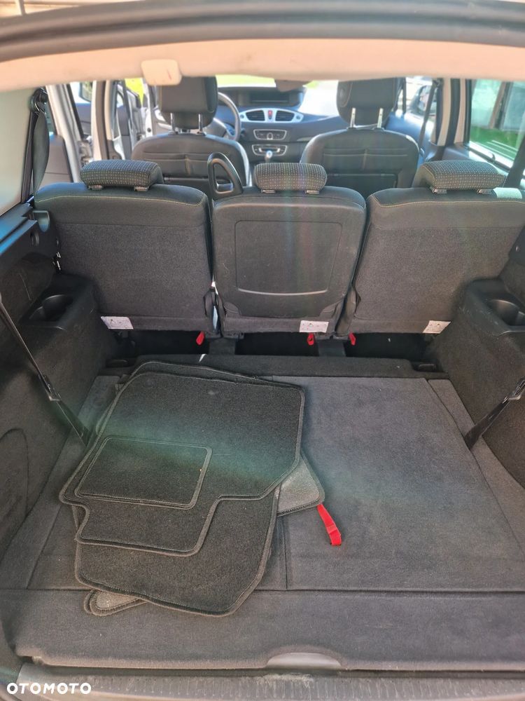 Renault Scenic 1.6 16V Expression - 13