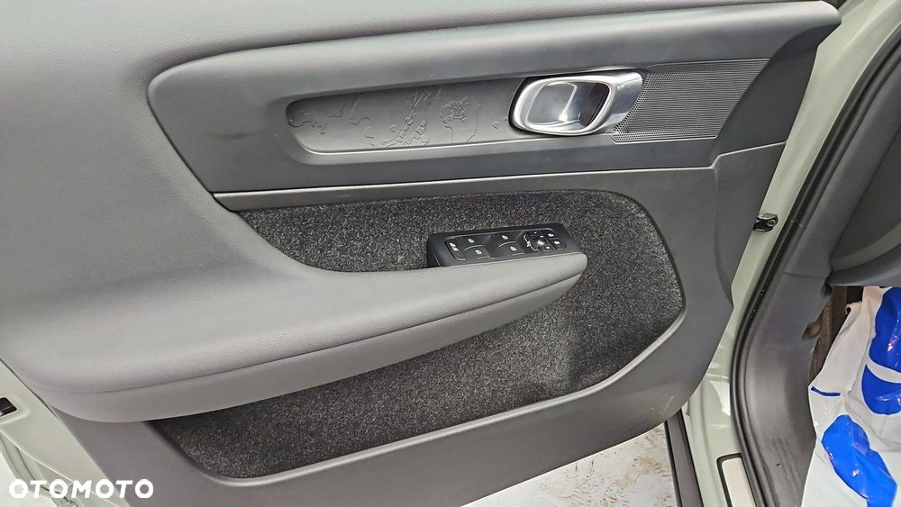 Volvo XC 40 73kWh P6 Recharge Core - 10