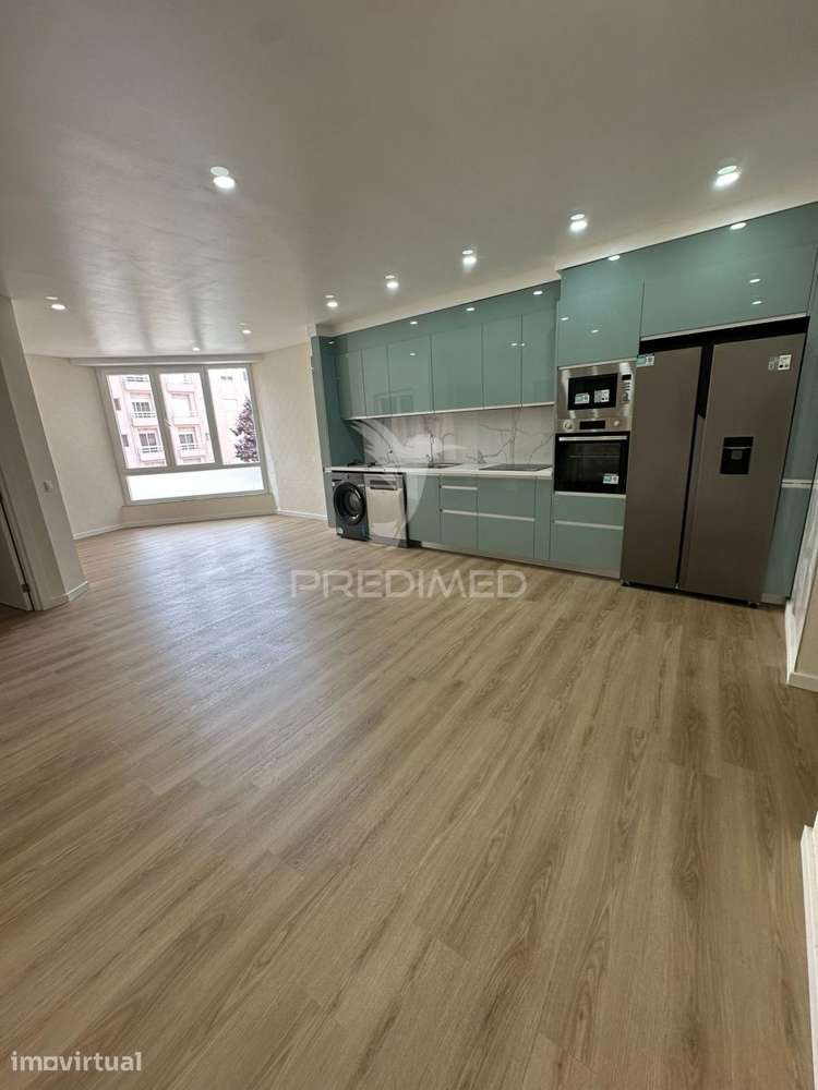 Apartamento T1+1 Remodelado com Varanda em Vila do Conde - Grande imagem: 2/8