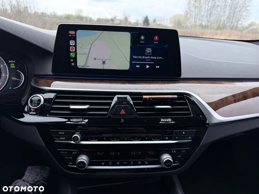 BMW Seria 5 530i xDrive Sport Line - 21