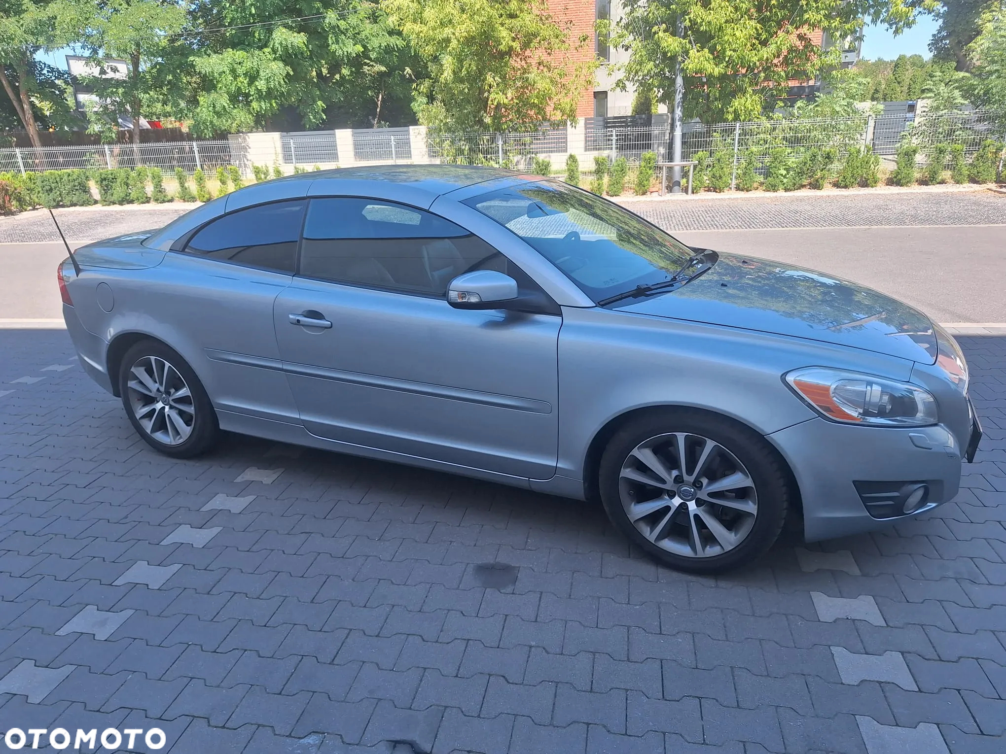 Volvo C70 T5 Momentum - 11