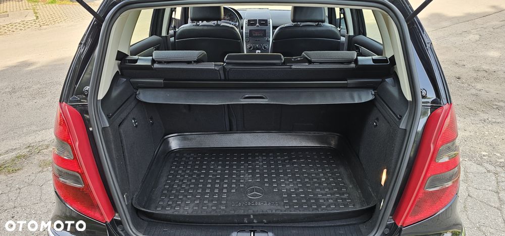 Mercedes-Benz Klasa A 150 Avantgarde Edition 10 - 32