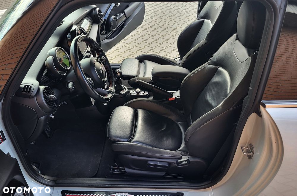 MINI Cooper S Standard - 9