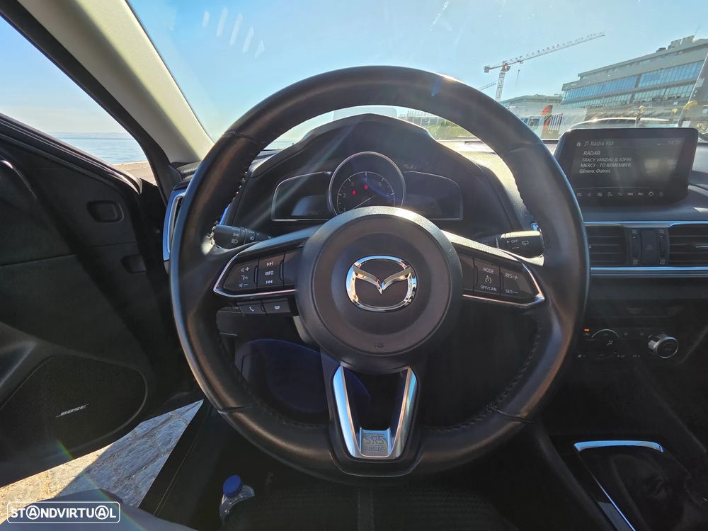 Mazda 3 Hatchback 1.5 Sky-D Excellence Navi - 12